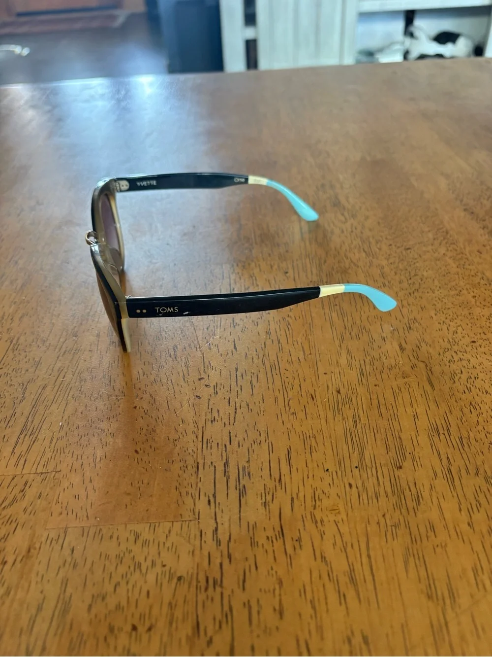 Tom’s sunglasses